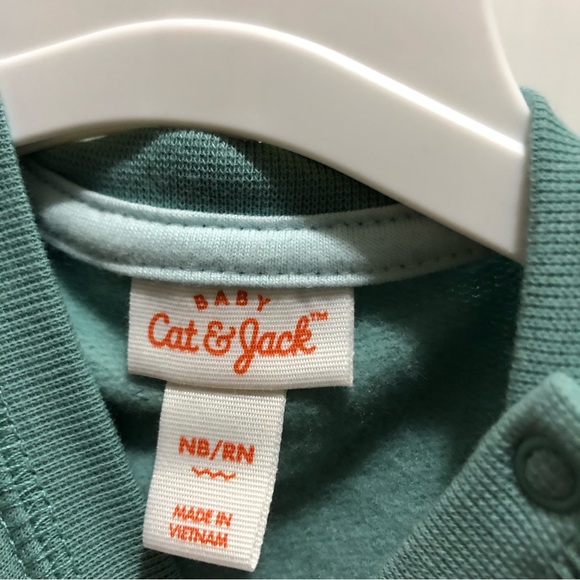 NWT Baby New Born Cat &Jack Green and White color Comfortable and Easy to wear - Picture 4 of 10